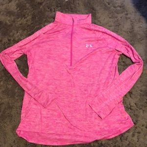 Under Armour quarter zip in women’s XL